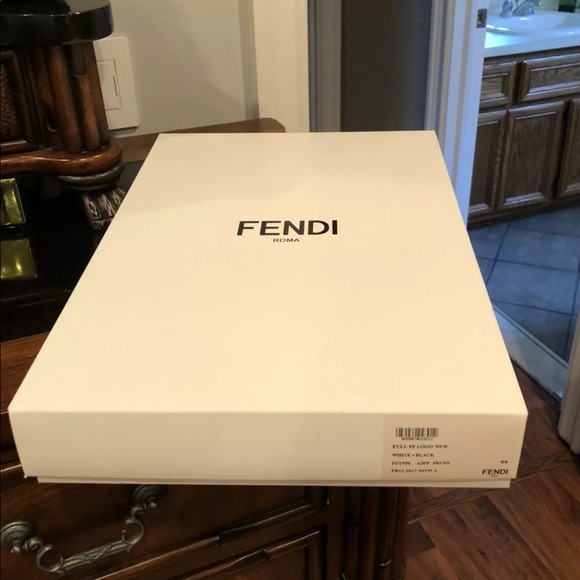 Fendi sweater 100% Authentic